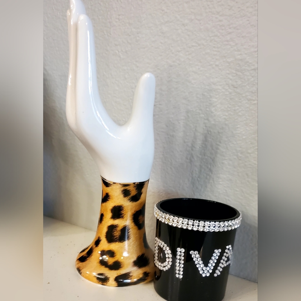 Display hand & candle set